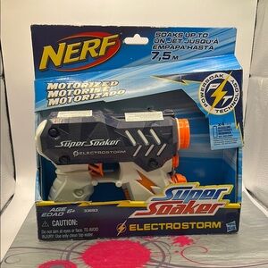Nerf Super Soaker Electrostorm Water Blaster from 2011 NRFB